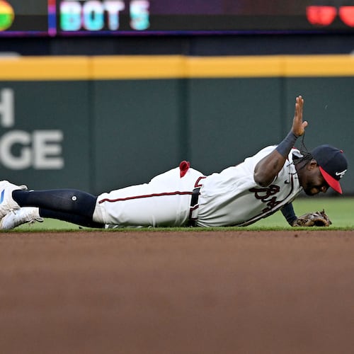 Braves shortstop Jorge Mateo fails to field a single hit by Toronto Blue Jays second baseman Ernie Clement (not shown) at Truist Park on Tuesday, June 2, 2026, in Atlanta. (Hyosub Shin/AJC)