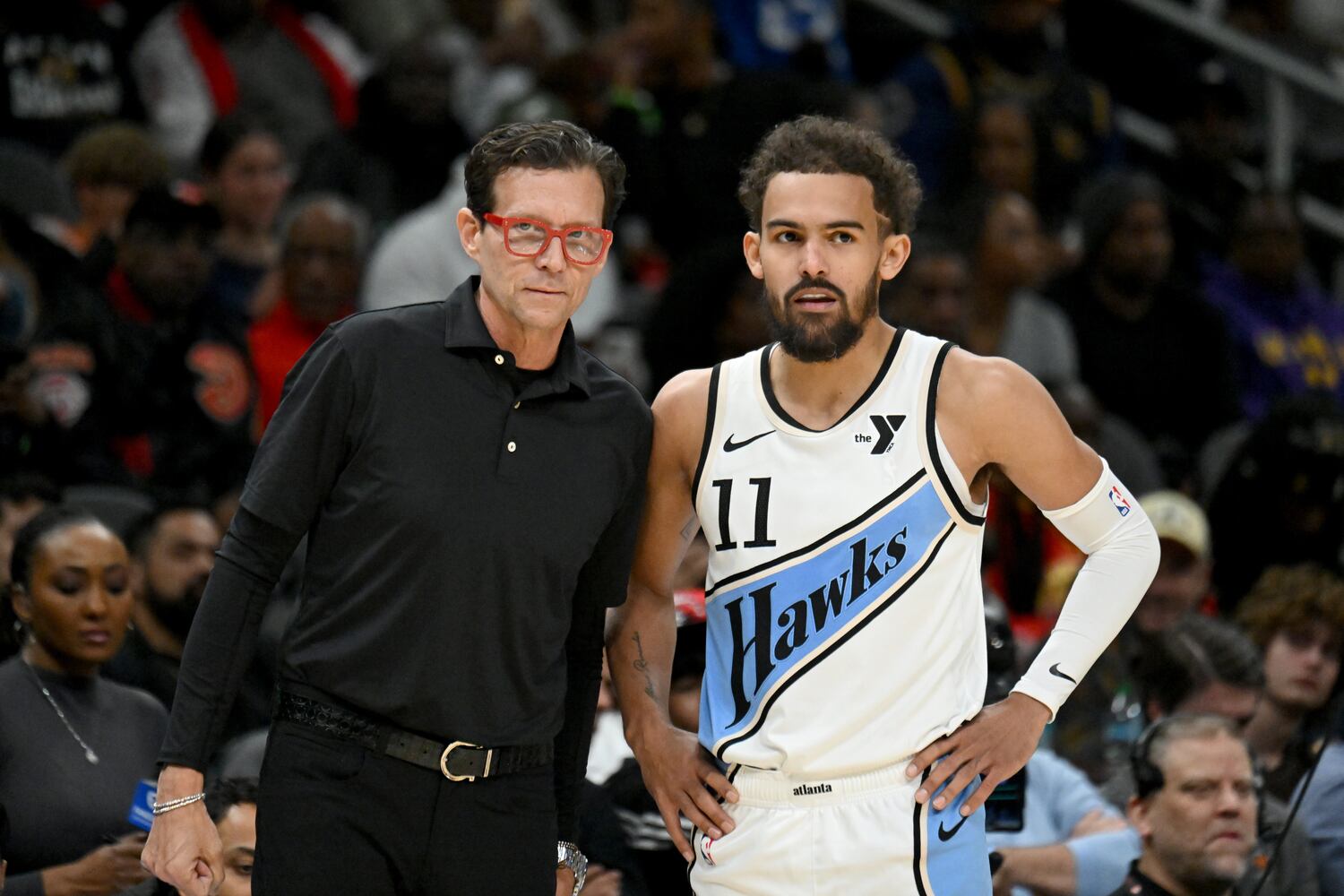 Hawks-Lakers photo