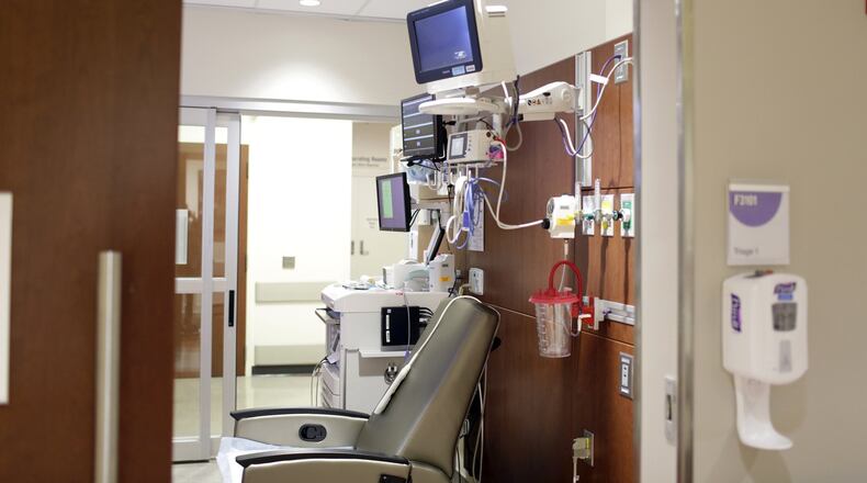 A triage room at Comer Childrena s Hospital in Chicago. When children suffer accidents, knowing where to go for treatment is key, doctors agree. But where is best: an urgent care clinic or an emergency room? (Kristen Norman/Chicago Tribune/TNS)