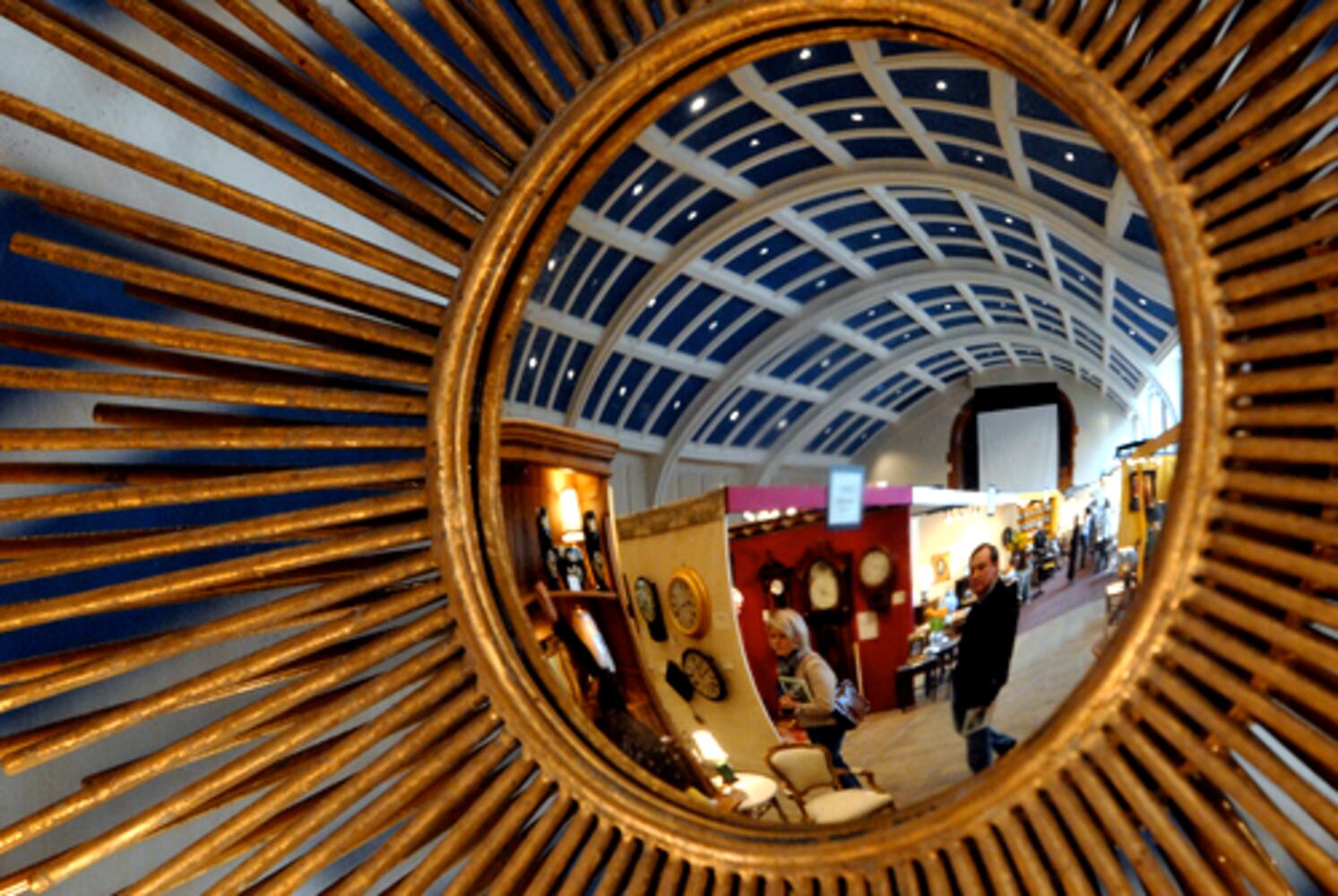 Antiques show benefits City of Refuge 180 Kitchen