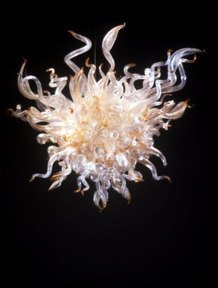 Chandeliers a hot home decor trend