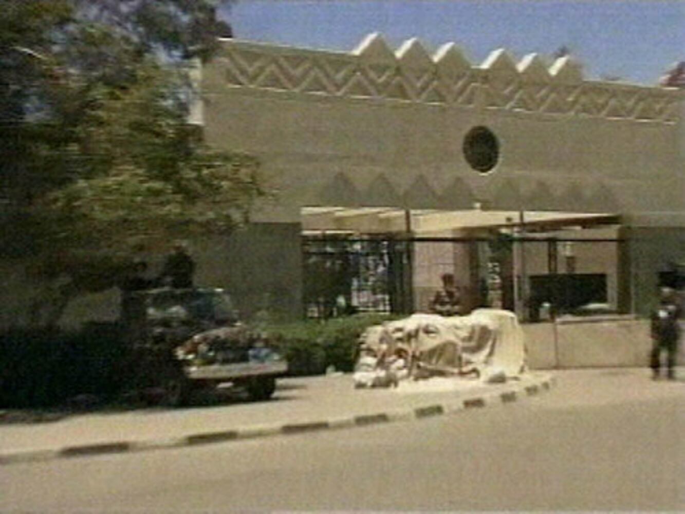 Car bombing, ambush at U.S. Embassy in Yemen