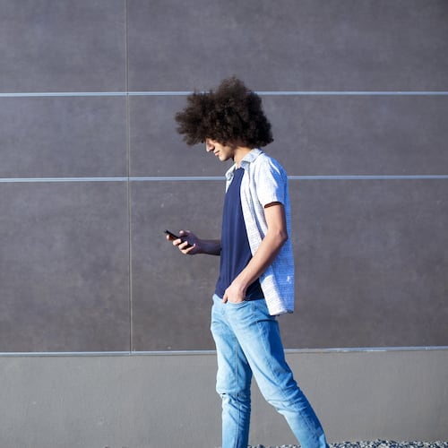 Once you know you’re not interested, it’s much kinder to let the other person know right away rather than letting things linger. Avoid ghosting them and give them clarity. (Sebnem Ragiboglu/Dreamstime/TNS)