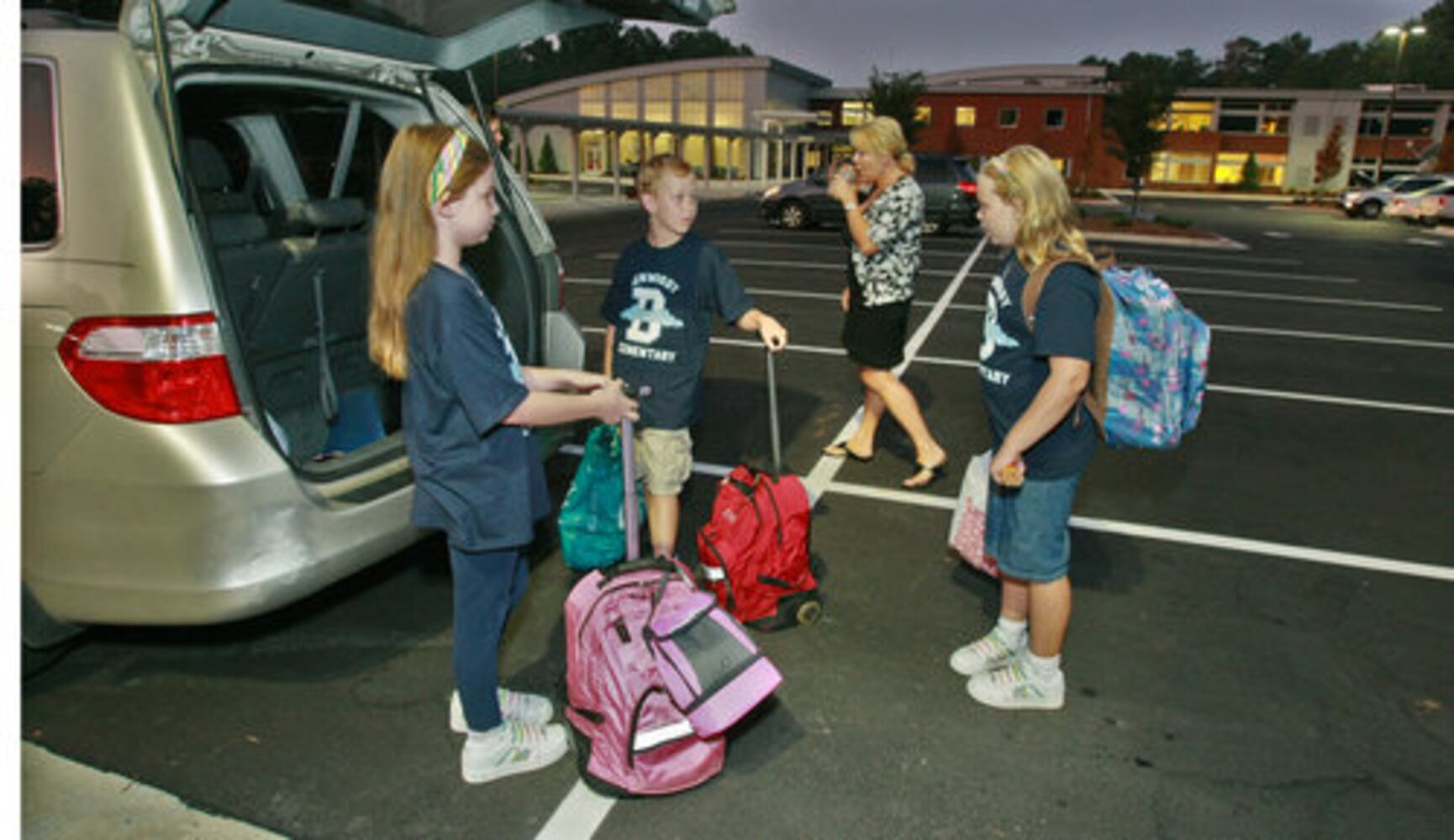 Kids arrive on first day of school