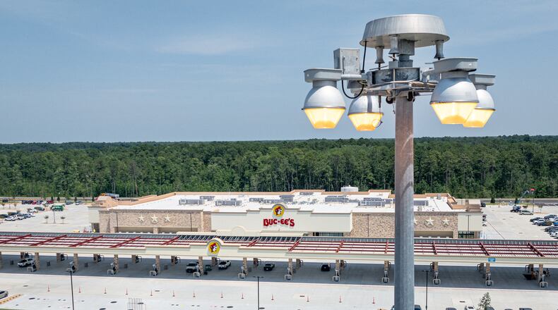 High mast lights at Exit 42, the location of the new Buc-ee’s in Brunswick, GA, on June 25, 2025. (Justin Taylor/The Current GA/CatchLight Local)