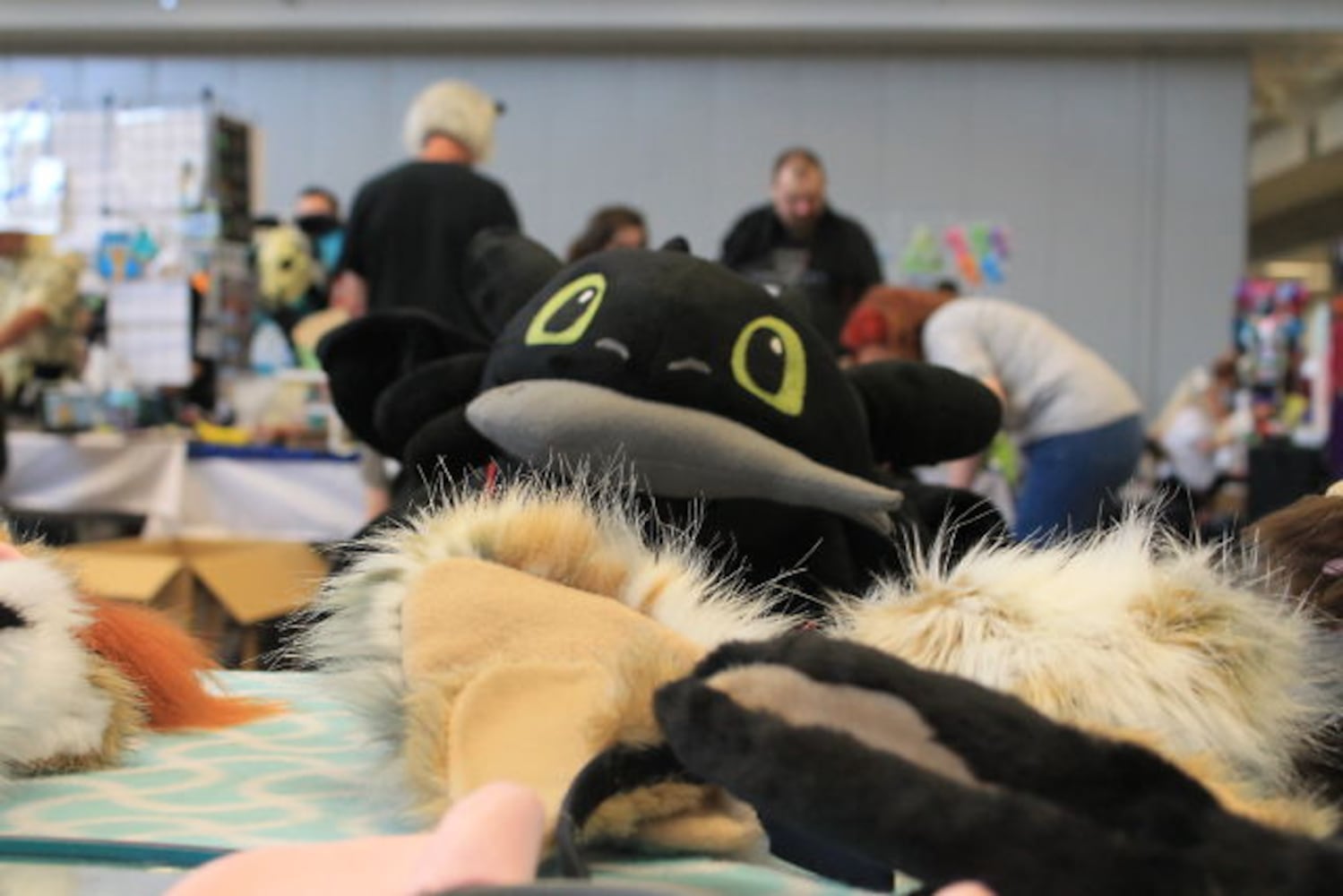 THEY'RE BACK! Furries take over Pittsburgh for Anthrocon 2015