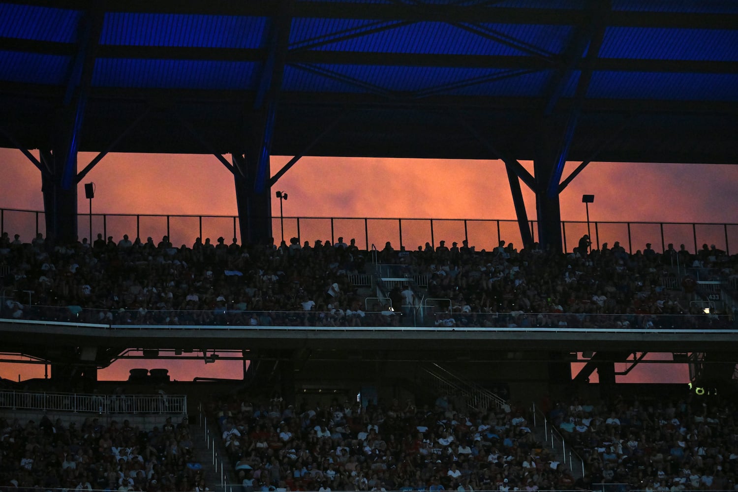Braves vs Phillies - Friday