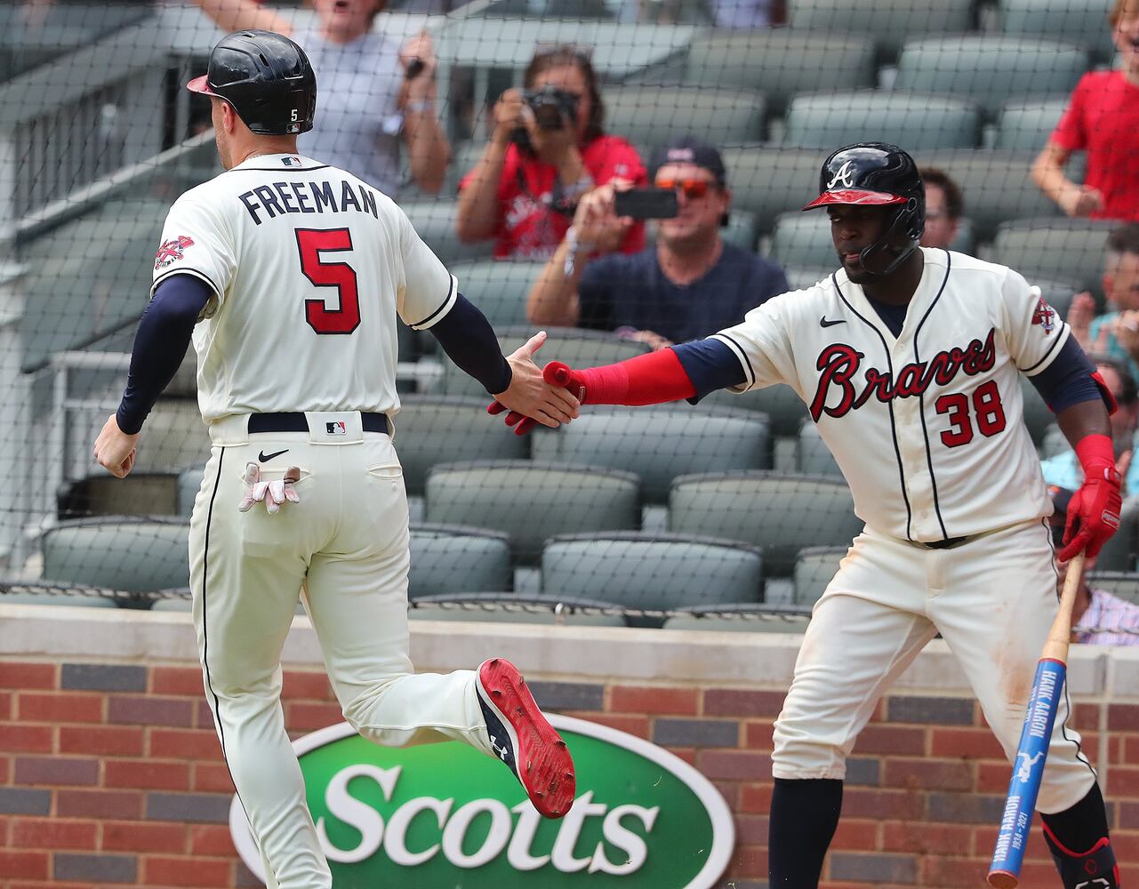 BRAVES PHOTO