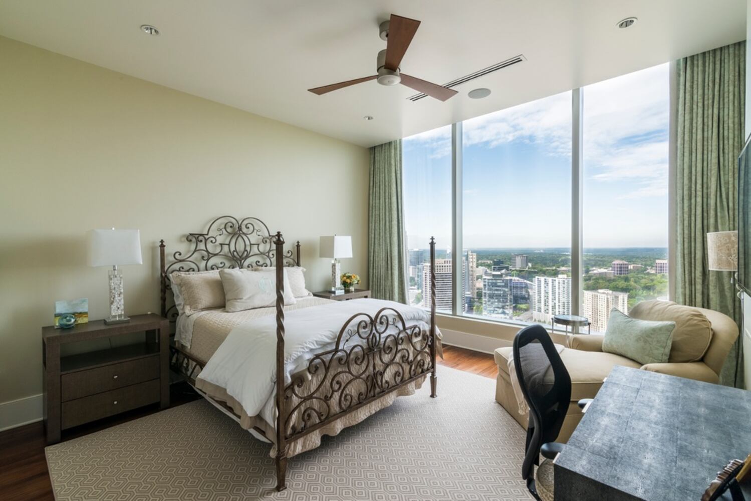 Lenox penthouse 10