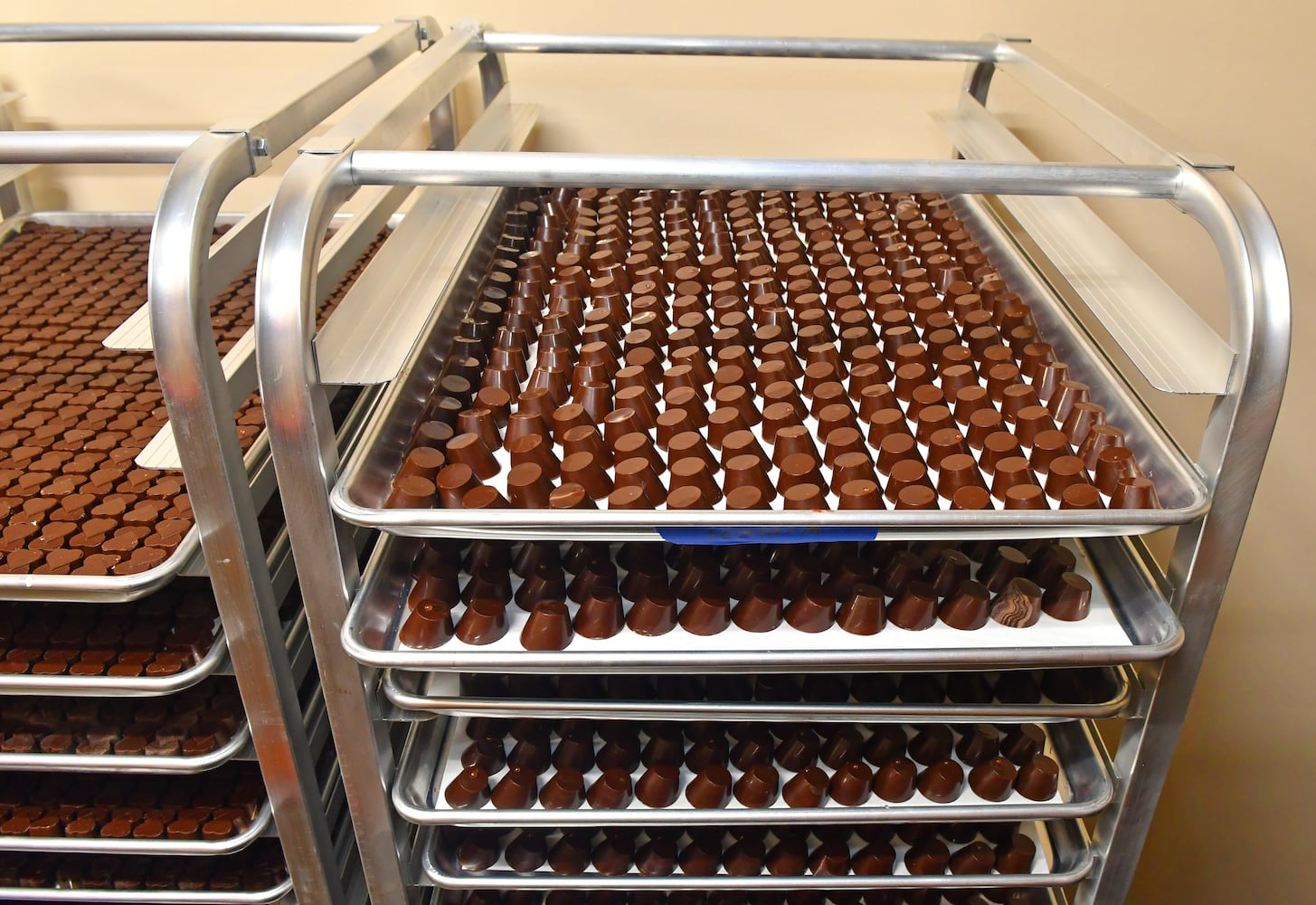 AAJC011324BITZELSCHOCOLATE