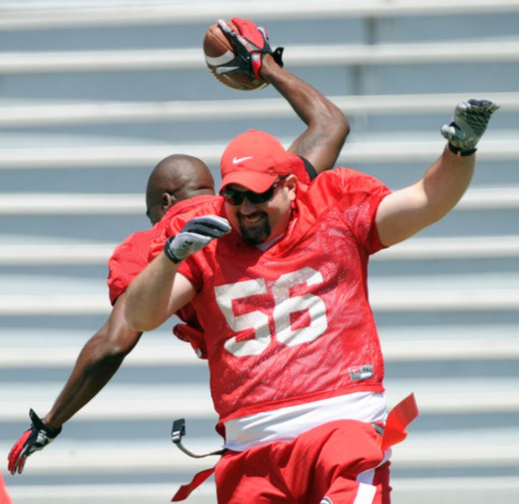 Bulldogs battle in G-Day scrimmage