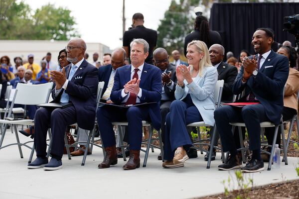 Gov. Brian Kemp, First Lady Marty Kemp, Andre Dickens, Calvin Smyre; Morehouse School of Medicine