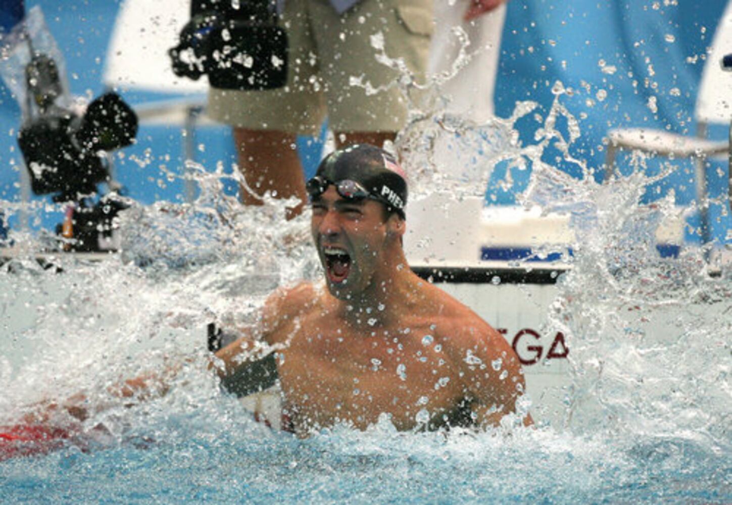 Michael Phelps Wins 8th Gold Medal