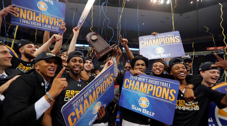 They’re dancing again.