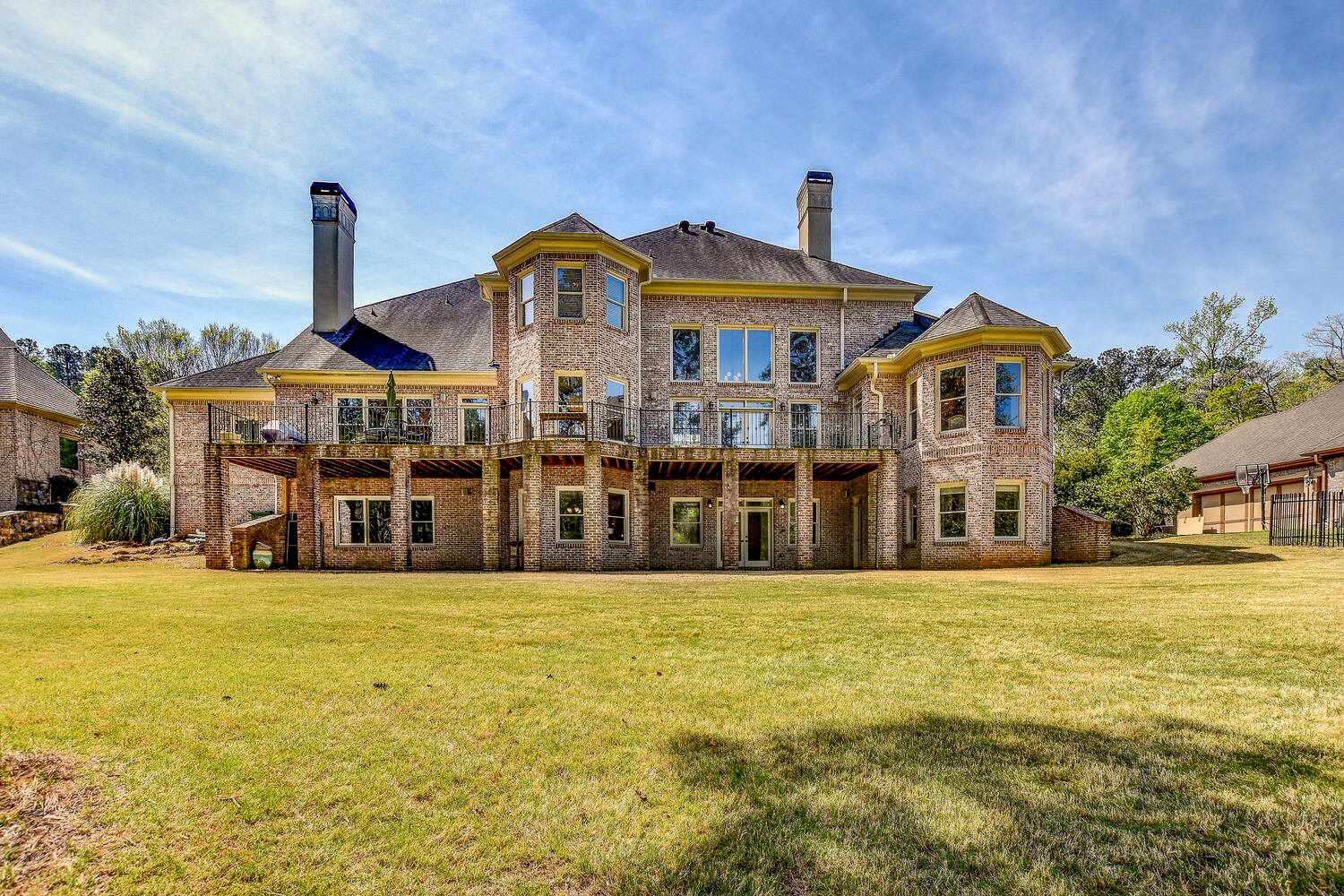 $1 million lakefront, millwork-loaded home hits the market in Smyrna