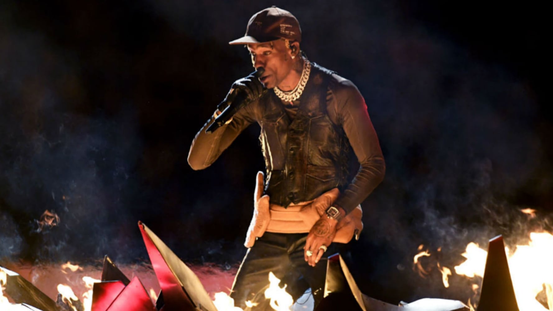 Photos: Maroon 5, Big Boi, Travis Scott underwhelm in Super Bowl 53 halftime show