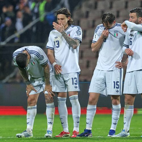 Italy players react during a penalty shootout during the World Cup qualifying playoff final soccer match between Bosnia and Italy in Zenica, Bosnia, Tuesday, March 31, 2026. (AP Photo/Armin Durgut)