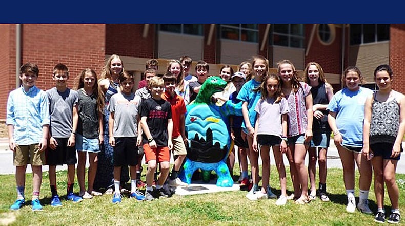 After more than a decade’s hiatus, the famous painted turtles of Sandy Springs are back. The Sandy Springs Society is again making the fiberglass sculptures available for purchase, to raise funds for philanthropy. The first recipient was a graduating class of Heards Ferry Elementary School; the students, now in middle school, returned to Heards Ferry this spring to dedicate their turtle. SANDY SPRINGS SOCIETY