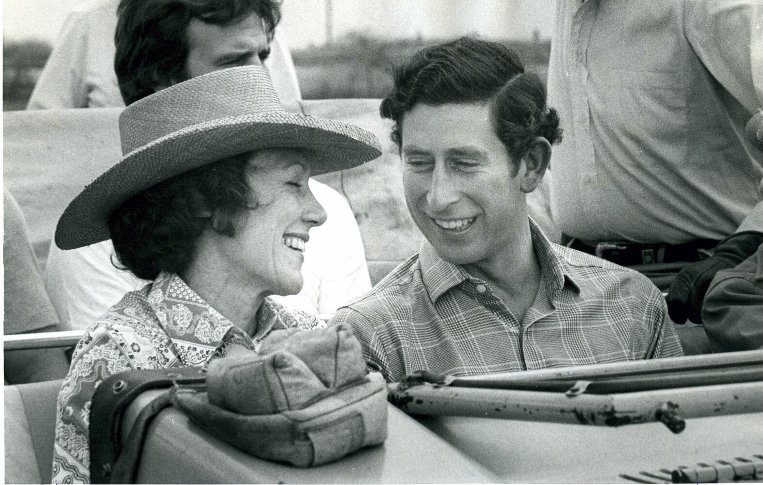 1977