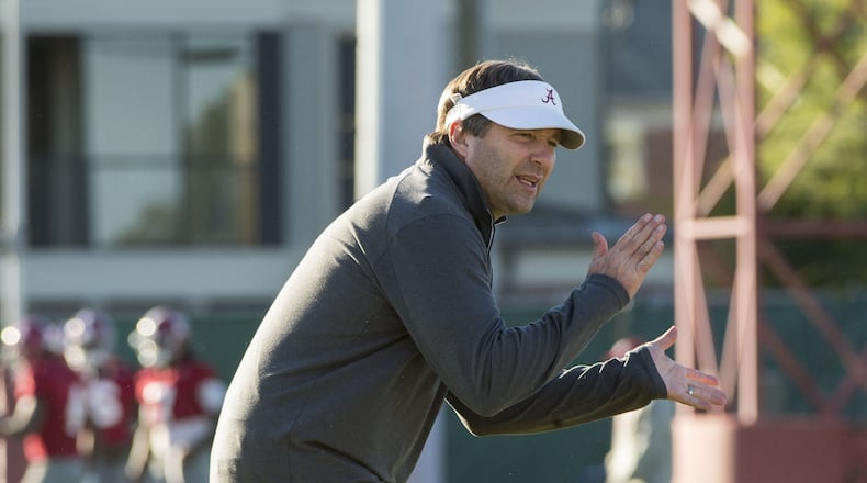 Alabama defensive coordinator/inside linebackers coach Kirby Smart works with his linebackers during an NCAA college football practice, Monday, Oct. 19, 2015, in Tuscaloosa, Ala. (Vasha Hunt/AL.com via AP)