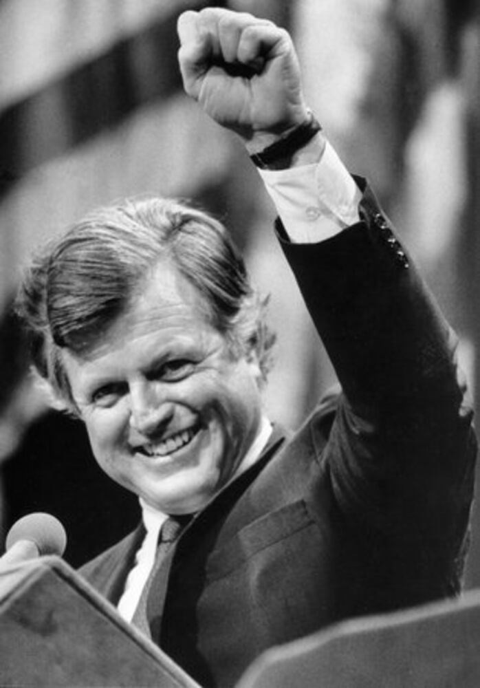 Sen. Edward M. Kennedy dies at 77