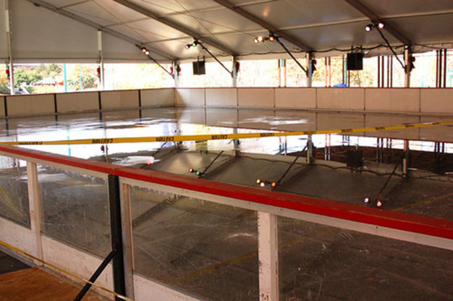 Ice skating returns to Atlanta's Centennial Park