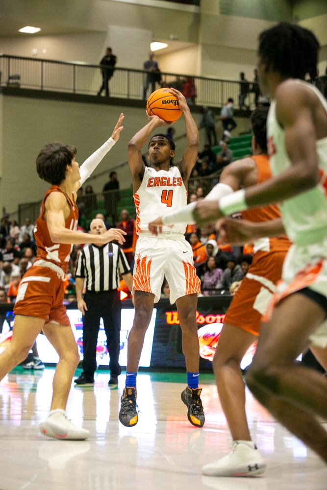 Photos: High school basketball state tourney continues