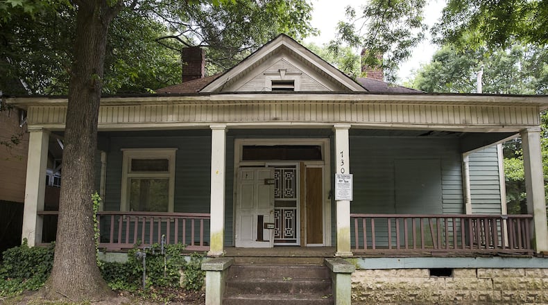 5/21/2019 — Atlanta, Georgia — The exterior of 730 Dill Avenue in Atlanta’s Capitol View neighborhood, Tuesday, May 21, 2019. (Alyssa Pointer/alyssa.pointer@ajc.com)