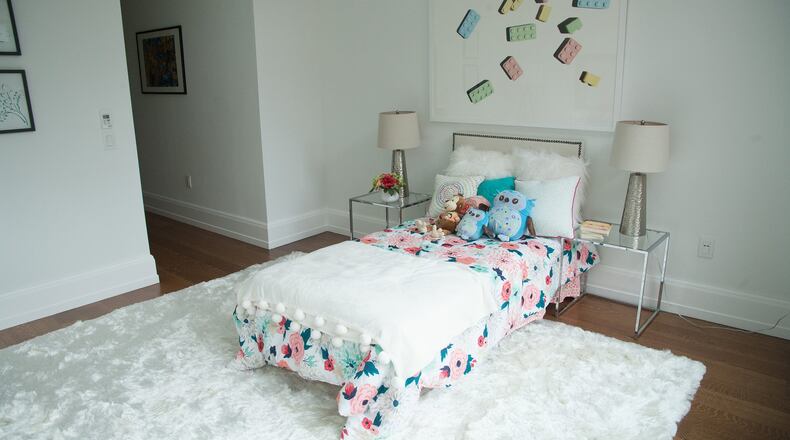 Playful pastel colors perk up this children’s bedroom. (Handout/TNS)