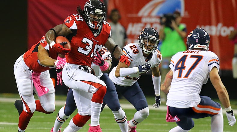 Falcons running back Steven Jackson needs 56 rushing yards to become the 19th player in NFL history to rush for 11,000 yards