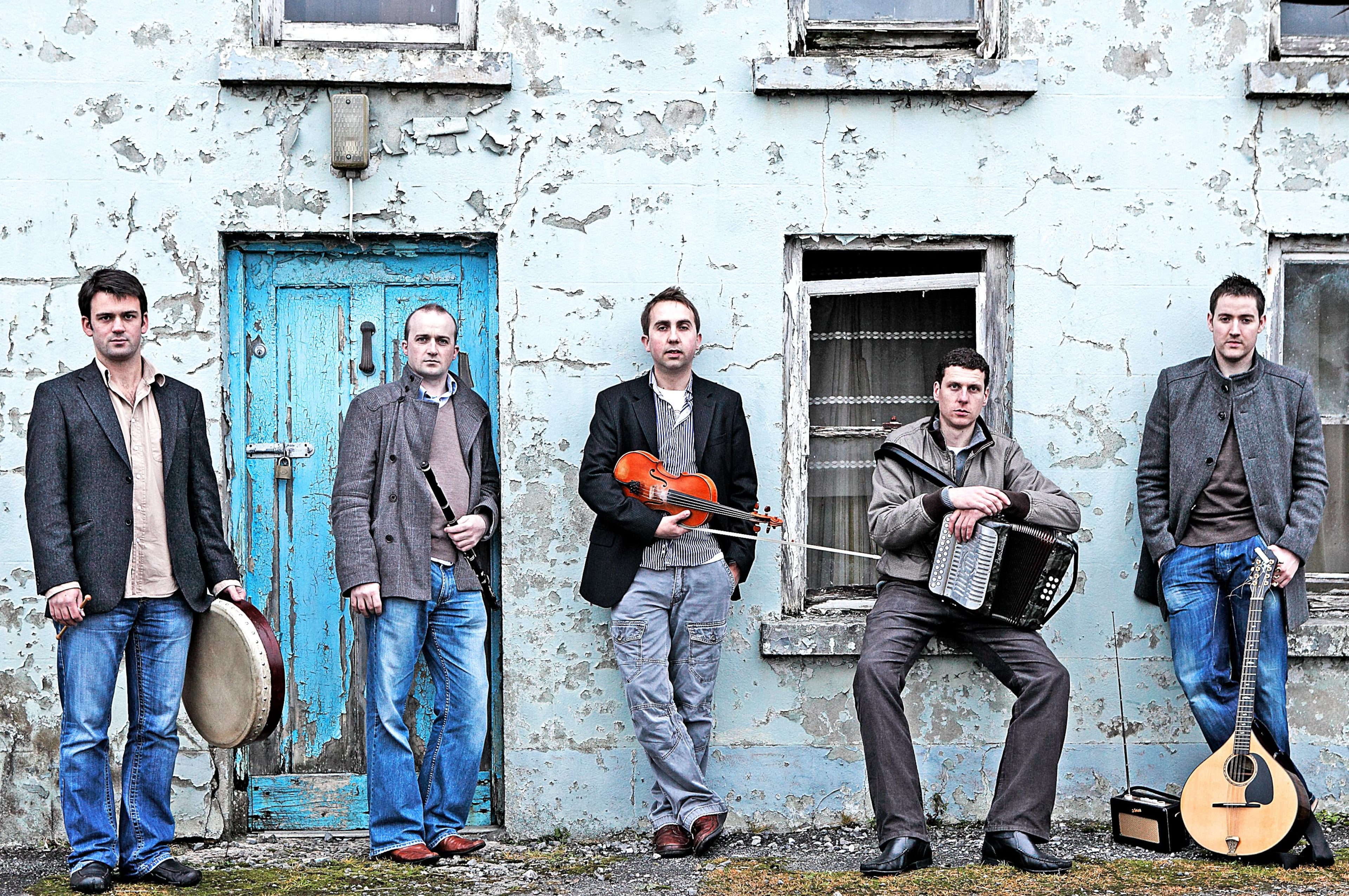 Téada will headline the 2025 IrishFest Atlanta on Saturday night, Nov. 8 at Roswell Cultural Arts Center. (Photo: Damien Stenson)