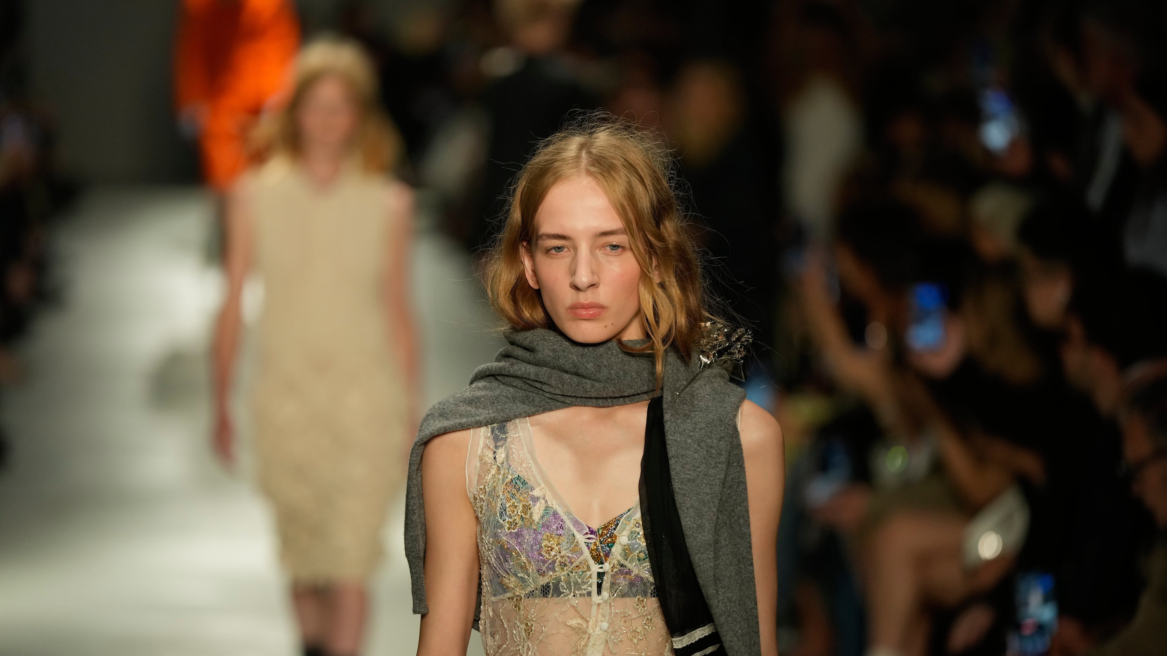 A model wears a creation part of the N21 women's Spring-Summer 2026 collection, that was presented in Milan, Italy, Wednesday, Sept. 24, 2025. (AP Photo/Luca Bruno).