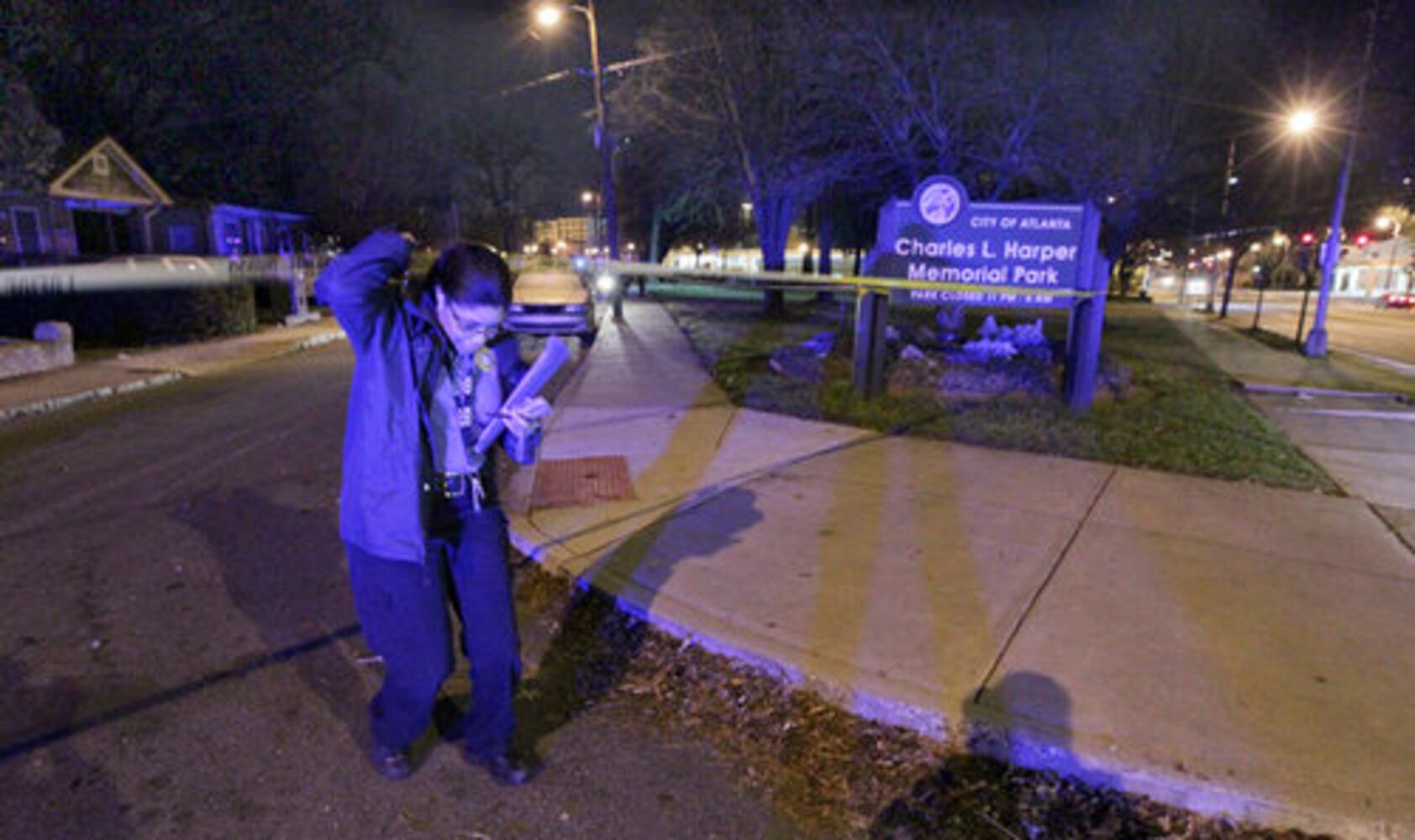 Nude woman found near Atlanta park