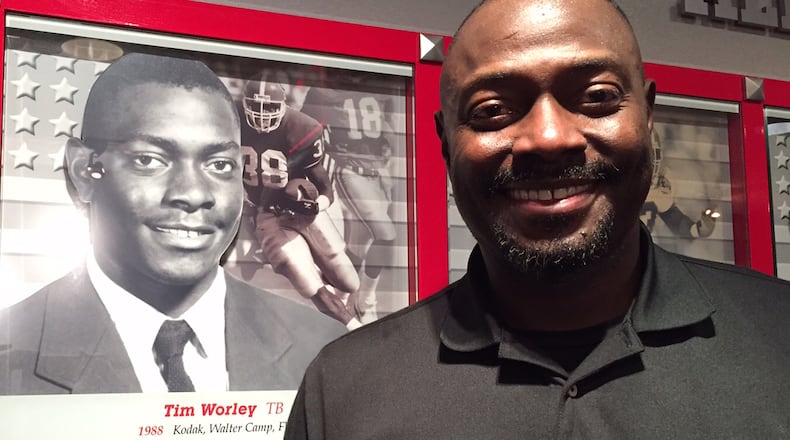 Tim Worley played running back at Georgia from 1985-86 and 1988.