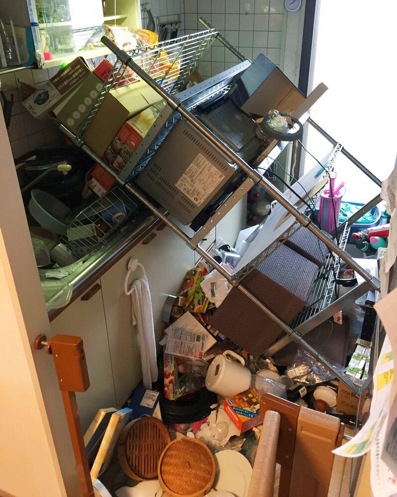 Photos: Osaka hit with massive 6.1 magnitude earthquake