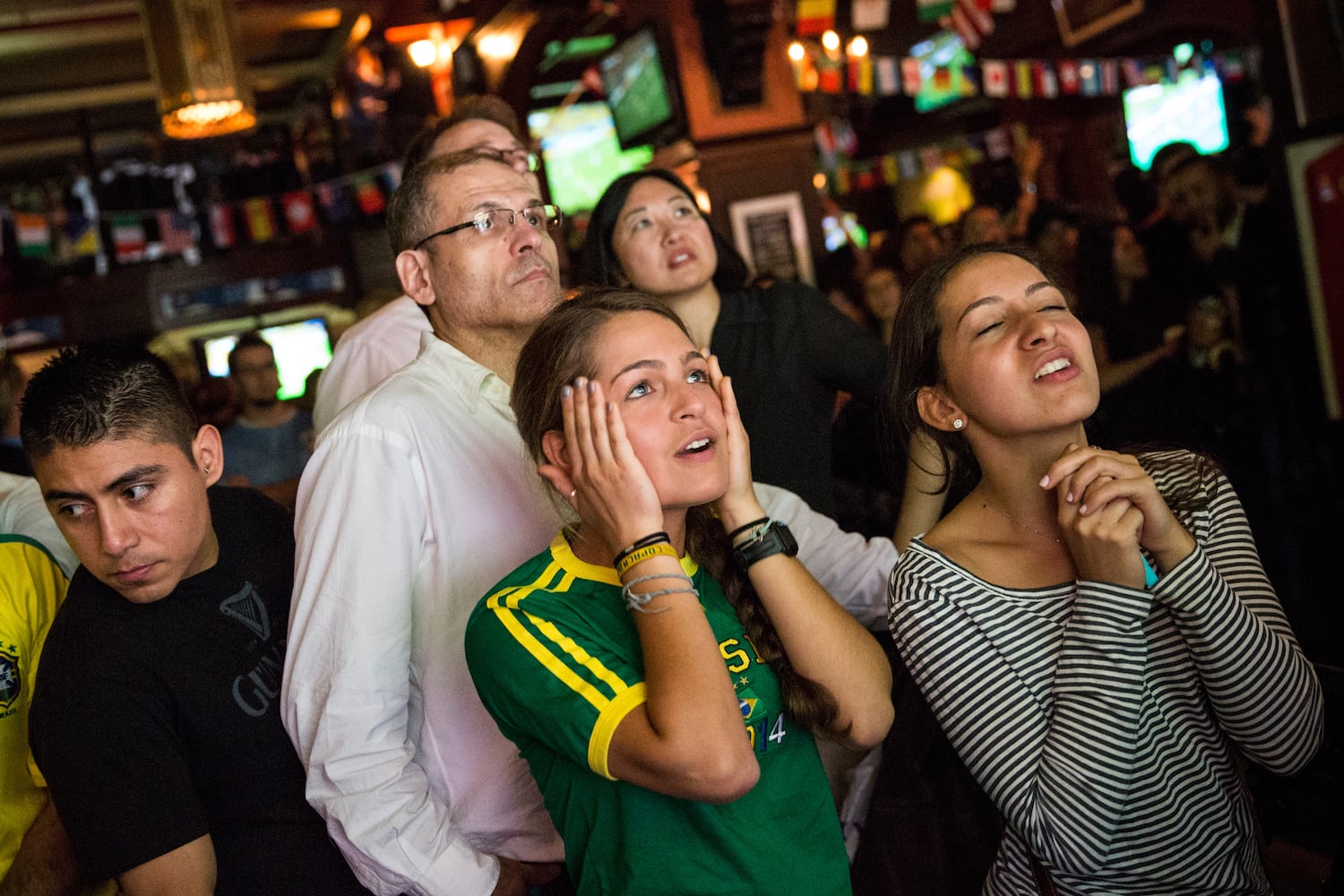 The reaction during games