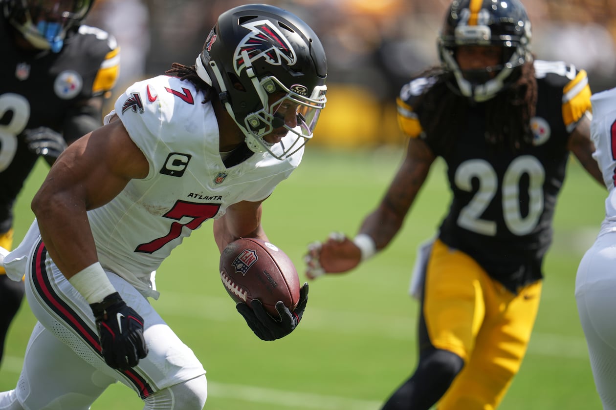 Falcons running back Bijan Robinson runs the ball during an NFL football game against the Pittsburgh Steelers, Sunday, Sept. 13, 2026, in Pittsburgh. (Gene J. Puskar/AP)