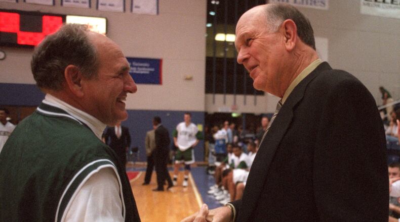 990129 - Jacksonville's coach Hugh Durham (left) shares a moment with GSU's coach Charles "Lefty" Driesell. (Cathy Seith/AJC Staff)