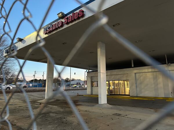 This former U.S. Auto Sales car lot in Stone Mountain was among more than three dozen locations the used car dealership operated across the Southeast before the company went out of business.  In November, a federal judge in Atlanta slapped the company's financing arm with a $42.6 million judgment for its misuse of kill switch devices and other violations of consumer protection law. THAD MOORE/AJC