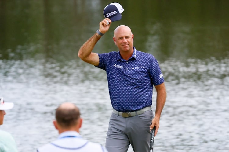Stewart Cink thanks the spectators after finishing his round during the final round of the Mitsubishi Classic senior golf tournament at TPC Sugarloaf, Sunday, April 28, 2024, in Duluth. Cink hosts the event each year. (Miguel Martinez/AJC)