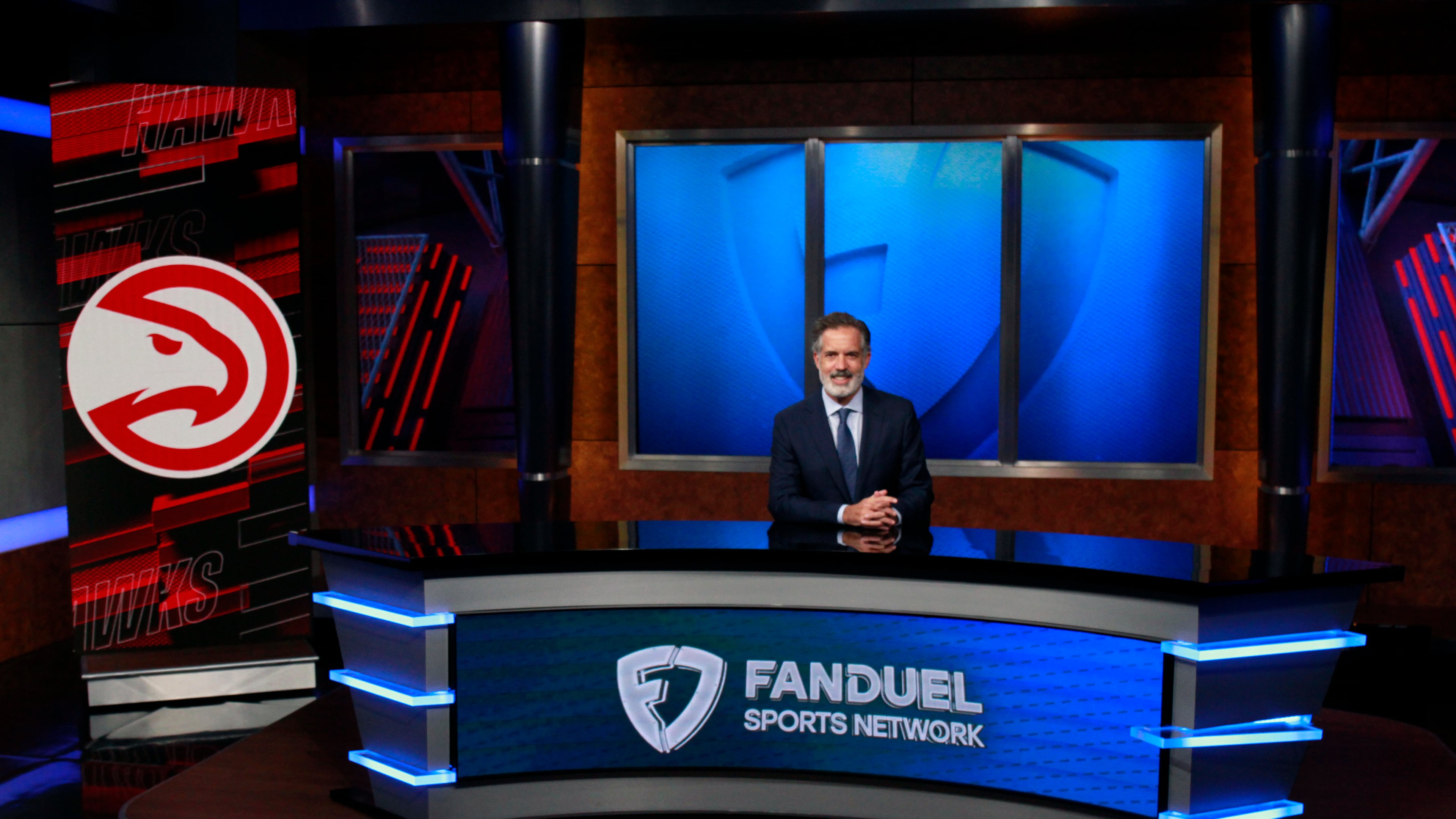 Matt Winer joins FanDuel Sports Network as the host of "Hawks Live" pregame and postgame shows and will be the network’s sideline reporter for road games in the 2025-26 season. Winer worked for TNT Sports from 2010-25 as a studio host on NBA-TV and has more than 20 years of experience covering the NBA. (Photo courtesy of FanDuel Sports Network)