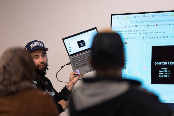Jeremy Gomez, of Free Geek, talks about shortcut keys during a keyboard basics class offered by Free Geek on Thursday, May 15, 2025, in Portland, Ore. (AP Photo/Jenny Kane)