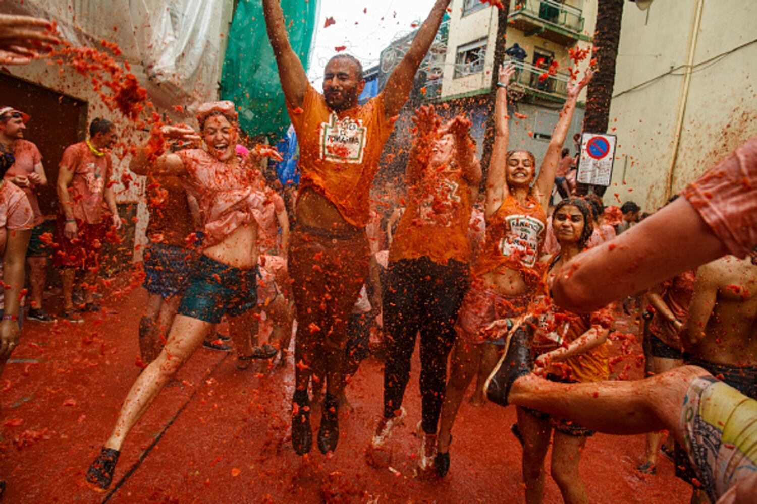 Photos: Spain’s Tomatina Festival paints city red