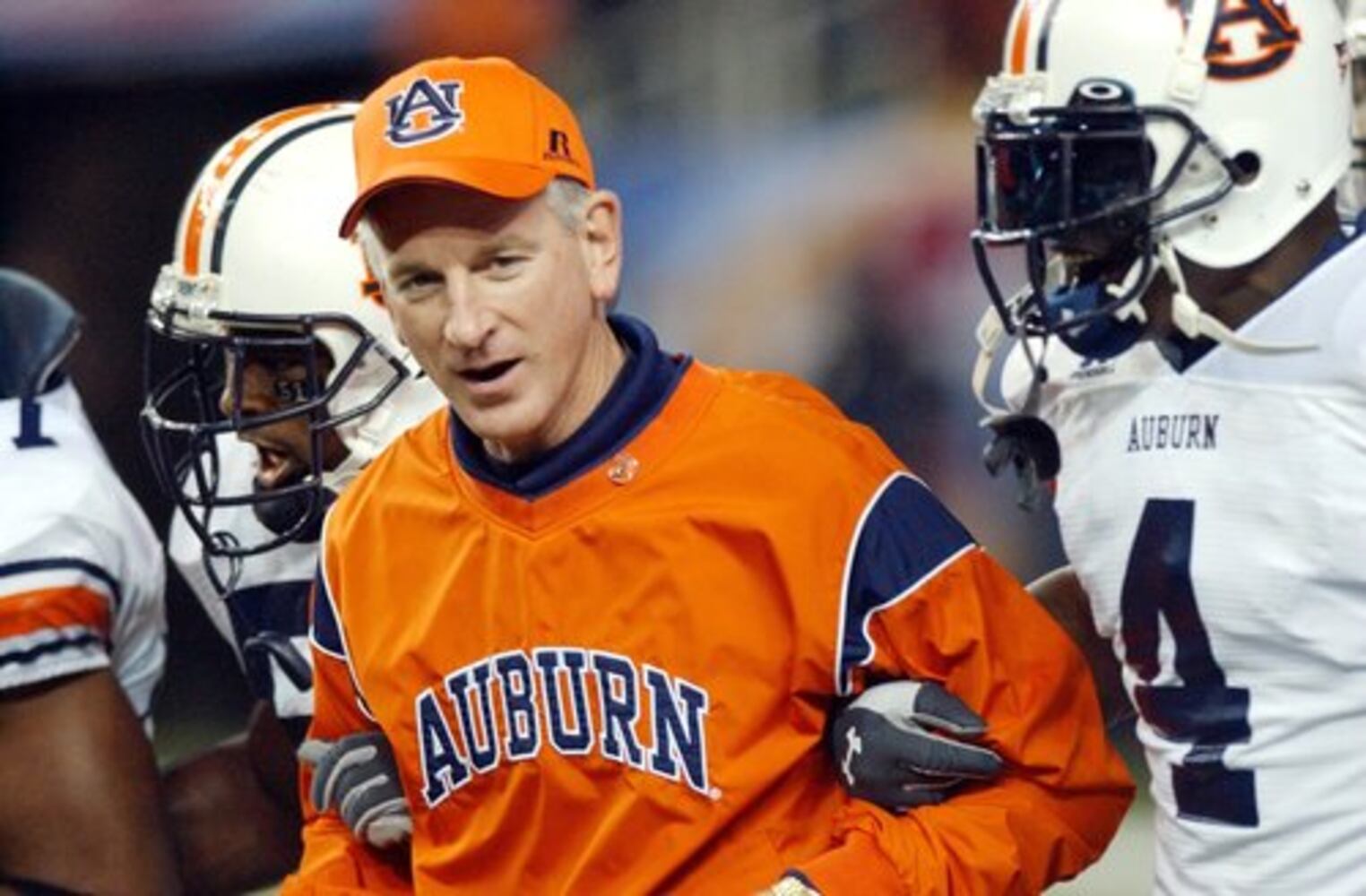 Auburn coach Tuberville resigns