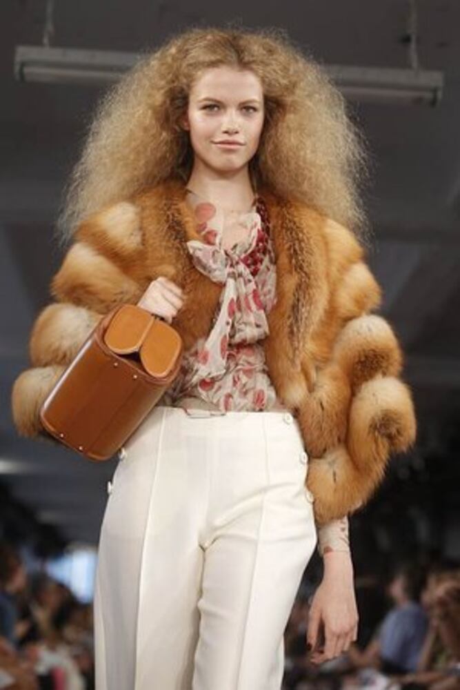 Oscar de la Renta Spring 2012 collection