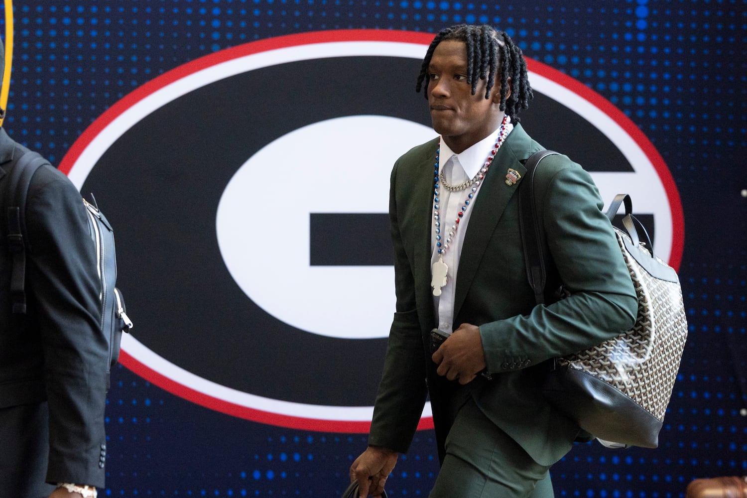 aajc 122925 sugar bowl arrivals