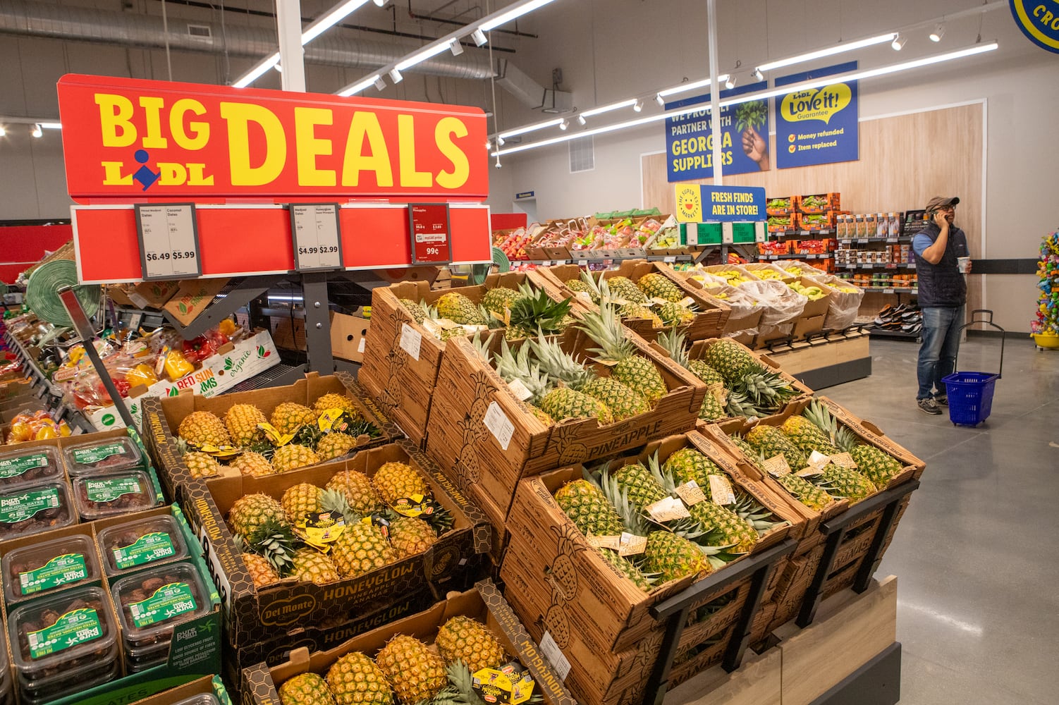 Lidl opens on Northside Drive 