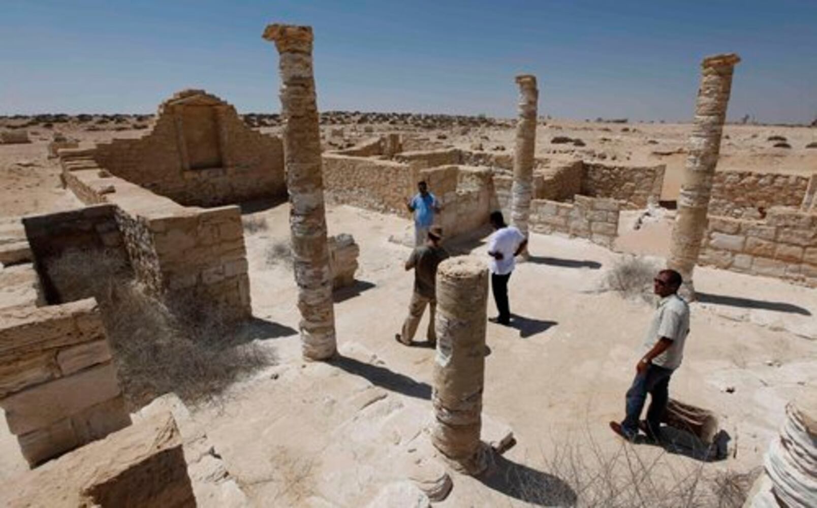 Ancient city gradually uncovered in Egypt