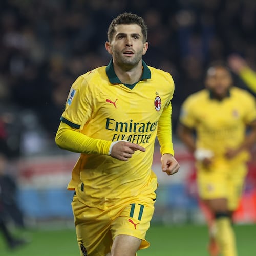 Milan's Christian Pulisic celebrates after scoring a goal during the Serie A soccer match between Torino FC and Milan in Turin, Italy, Monday, Dec. 8, 2025. (Tano Pecoraro/LaPresse via AP)