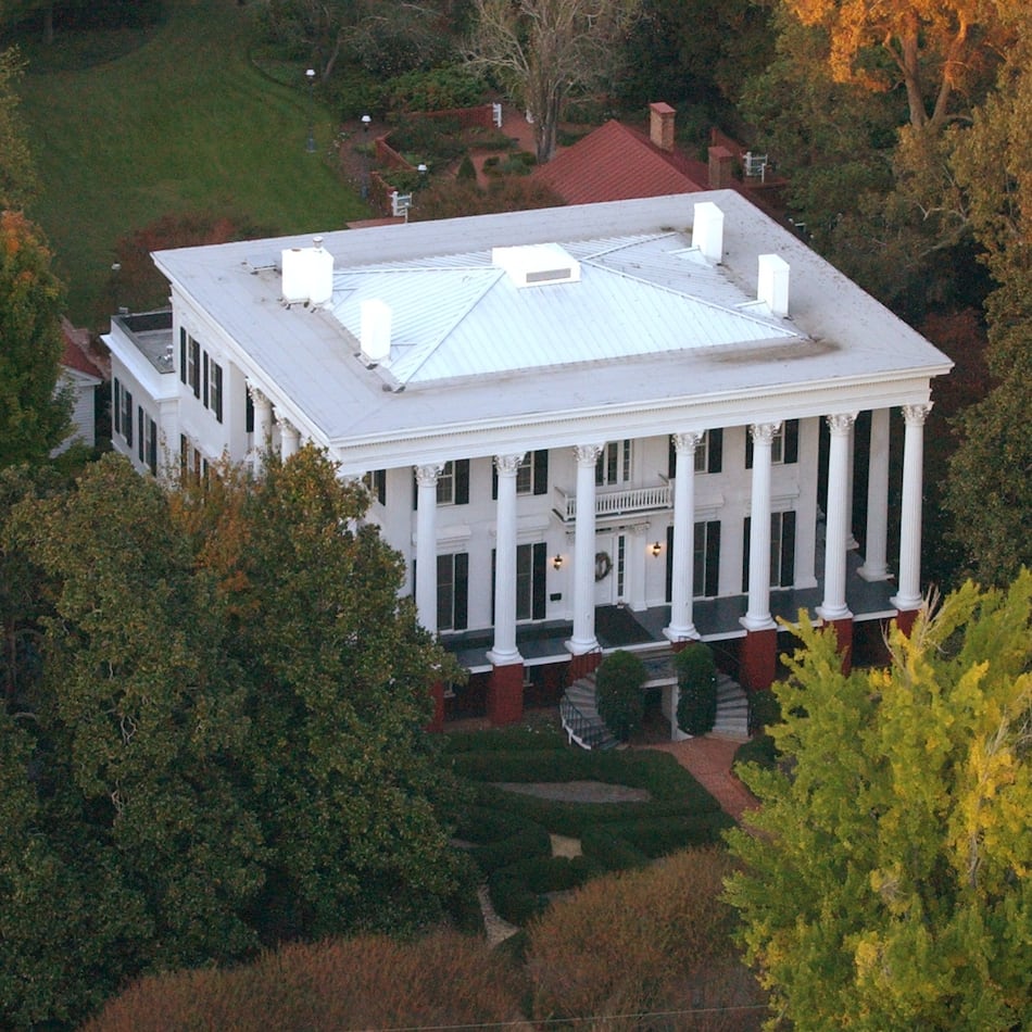 The University of Georgia's President's House on Prince Avenue as photographed Thursday, Oct. 30, 2003. A developer wants to build a hotel on the five-acre property in Athens. (Bita Honarvar/AJC file)